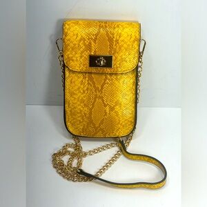 NEW - Mellow World Crossbody Essentials Purse and Touch Screen Phone Tote Combo